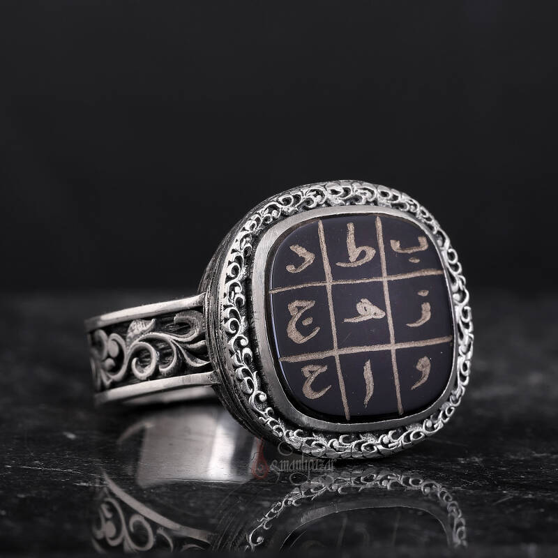 Zararı Defetmek ve İşlerin Açılması İçin Vefk Yazılı Siyah Akik Yüzük - 1